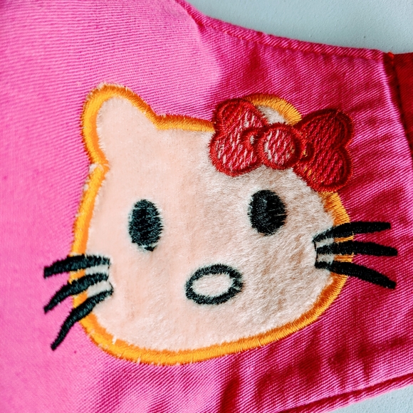 Hello Kitty Design, two 3 layers adult Face Masks - Picture 3 of 8